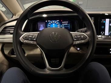 Volkswagen Multivan TDI — photo 23