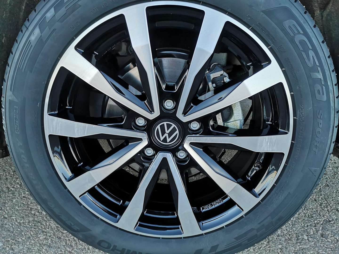 Volkswagen Multivan Hybrid 4Motion Sport Edition - 2025 - Joinsteer - #3