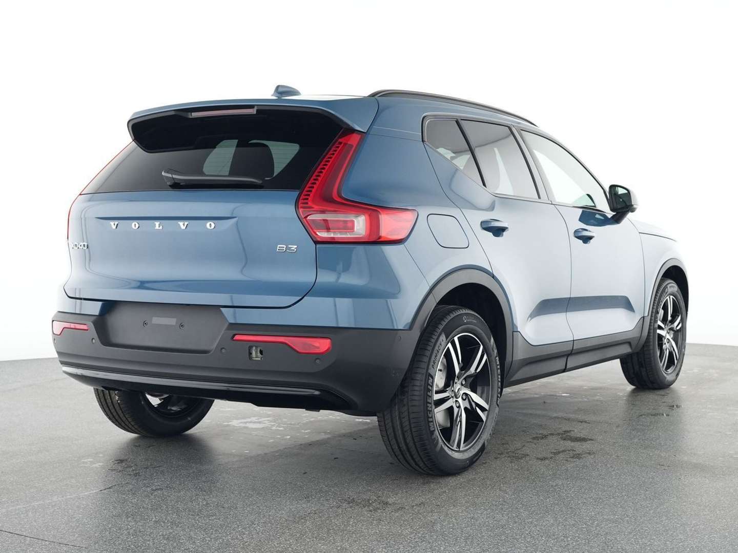 Volvo XC40 B3 Plus - 2025 - Joinsteer - #2
