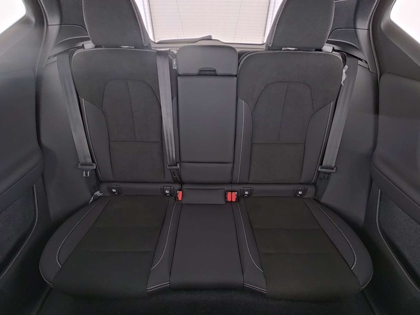 Volvo XC40 B3 Plus - 2025 - Joinsteer - #13