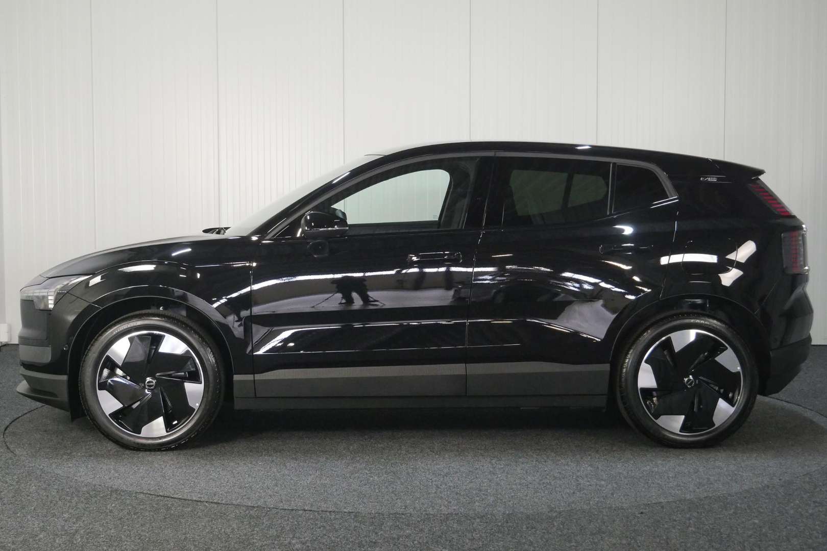 Volvo EX30 Single Motor Plus - 2025 - Joinsteer - #1