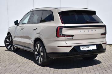 Volvo EX90 Twin Motor — photo 14