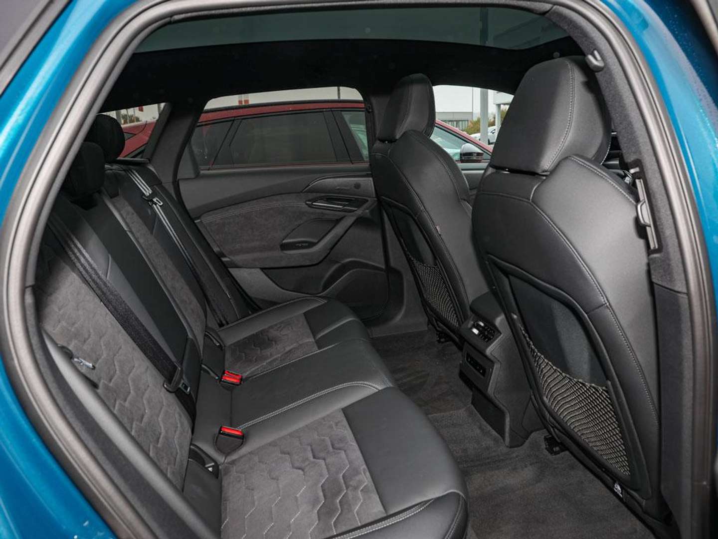 Audi A6 E-tron S Line Performance - 2025 - Joinsteer - #4