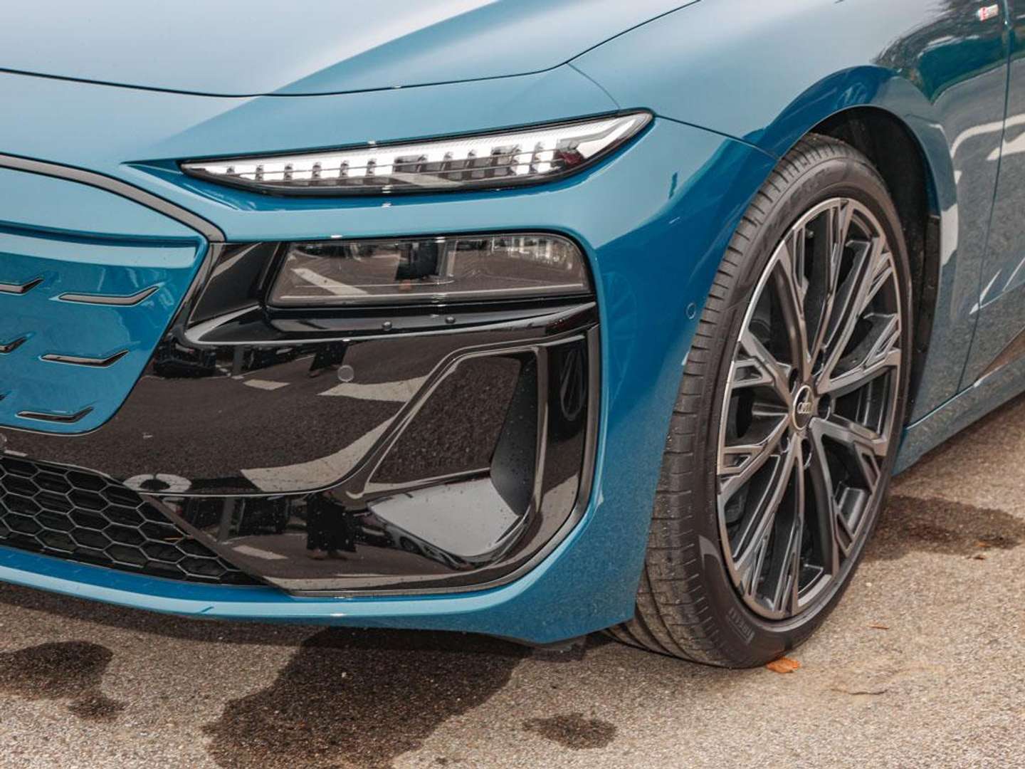 Audi A6 E-tron S Line Performance - 2025 - Joinsteer - #8