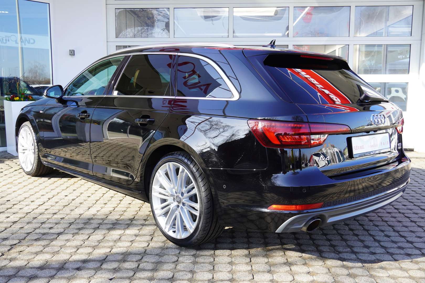 Audi A4 S Line Avant 2.0 TFSI - 2018 - Joinsteer - #2