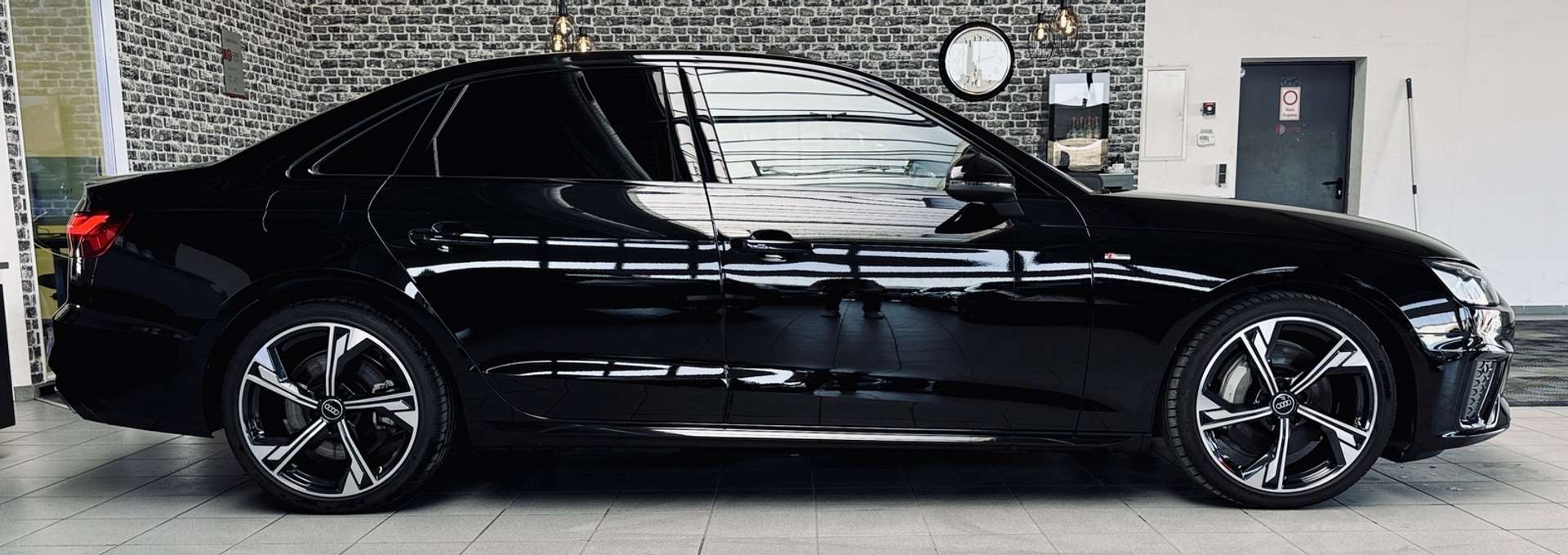 Audi A4 S Line TFSI - 2023 - Joinsteer - #1