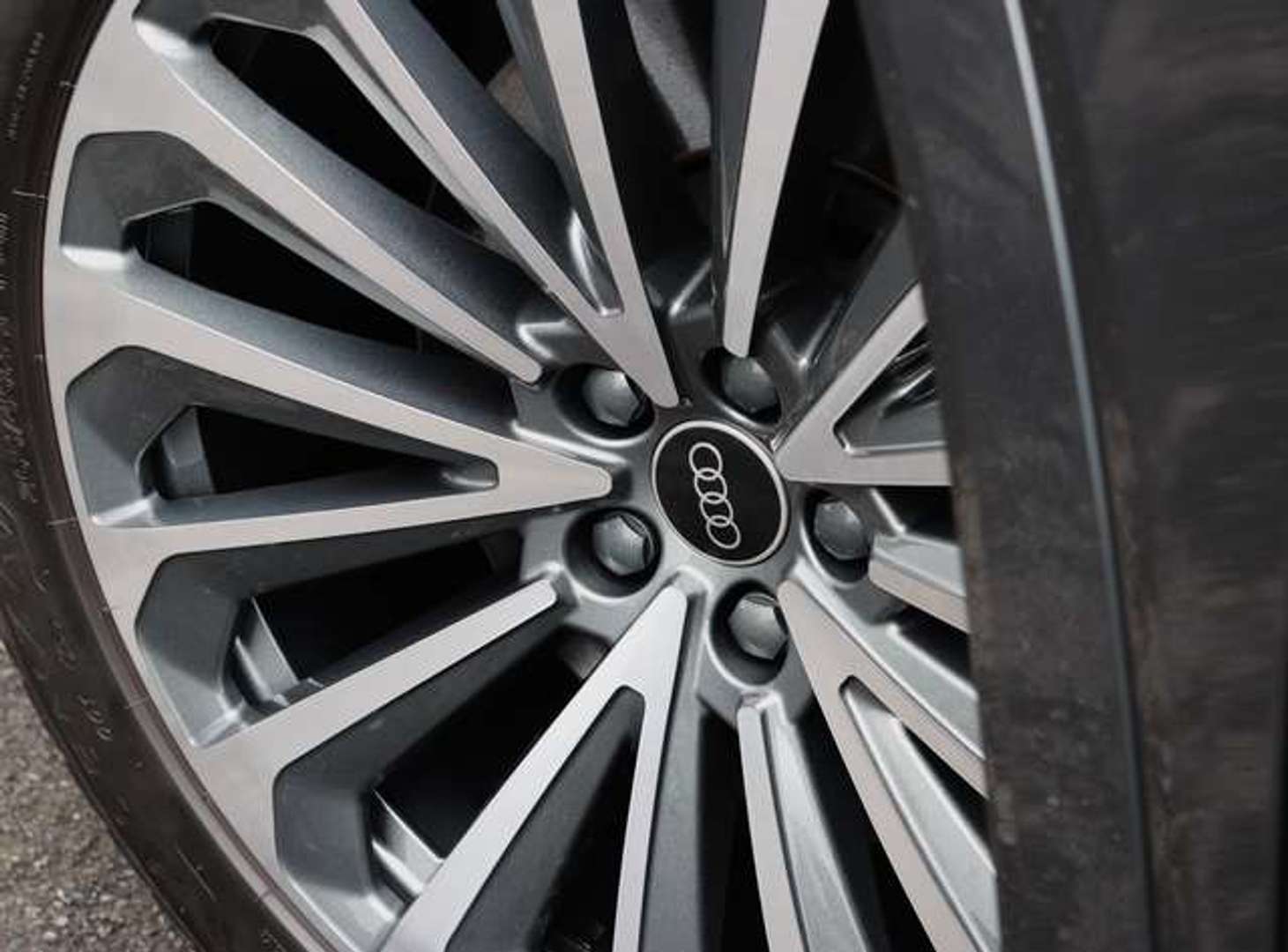 Audi Q8 E-tron S Line 55 - 2023 - Joinsteer - #10