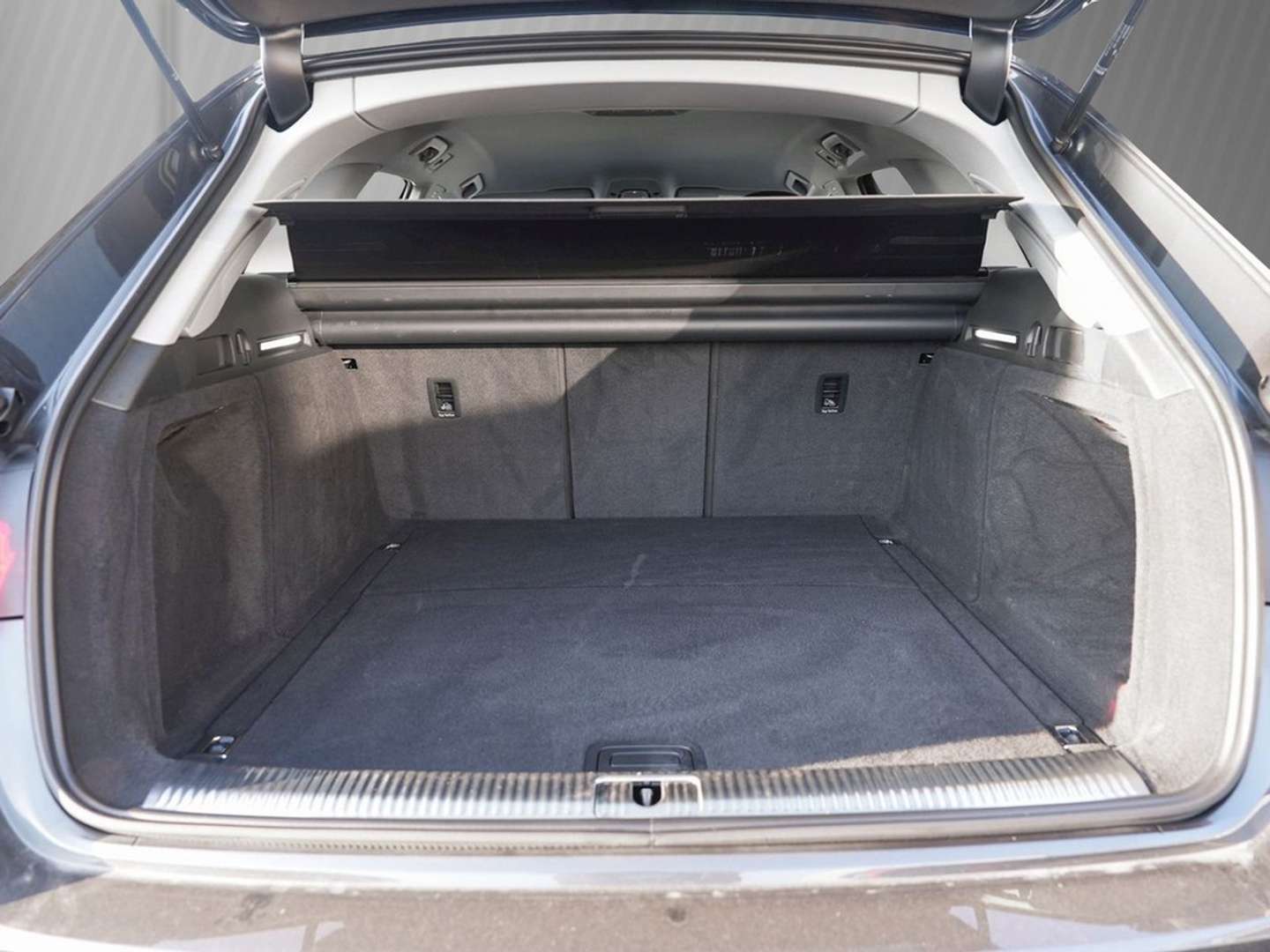 Audi A4 Avant 40 TDI - 2022 - Joinsteer - #5