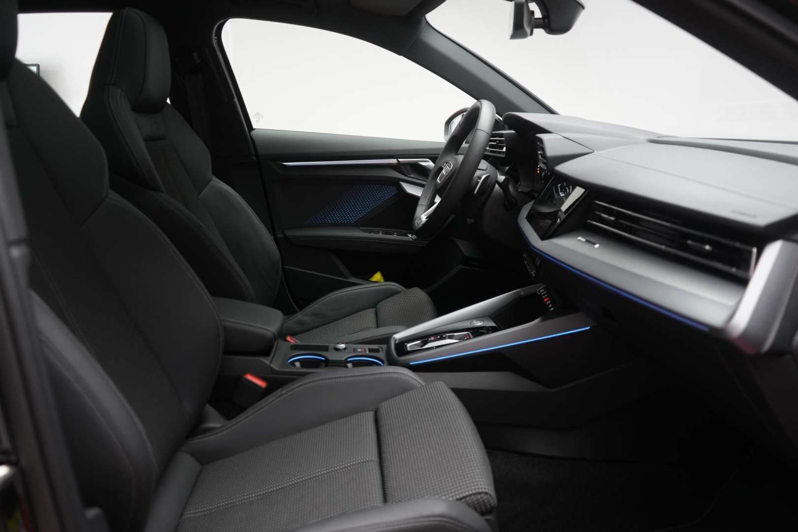 Audi A3 S Line TFSI - 2025 - Joinsteer - #5