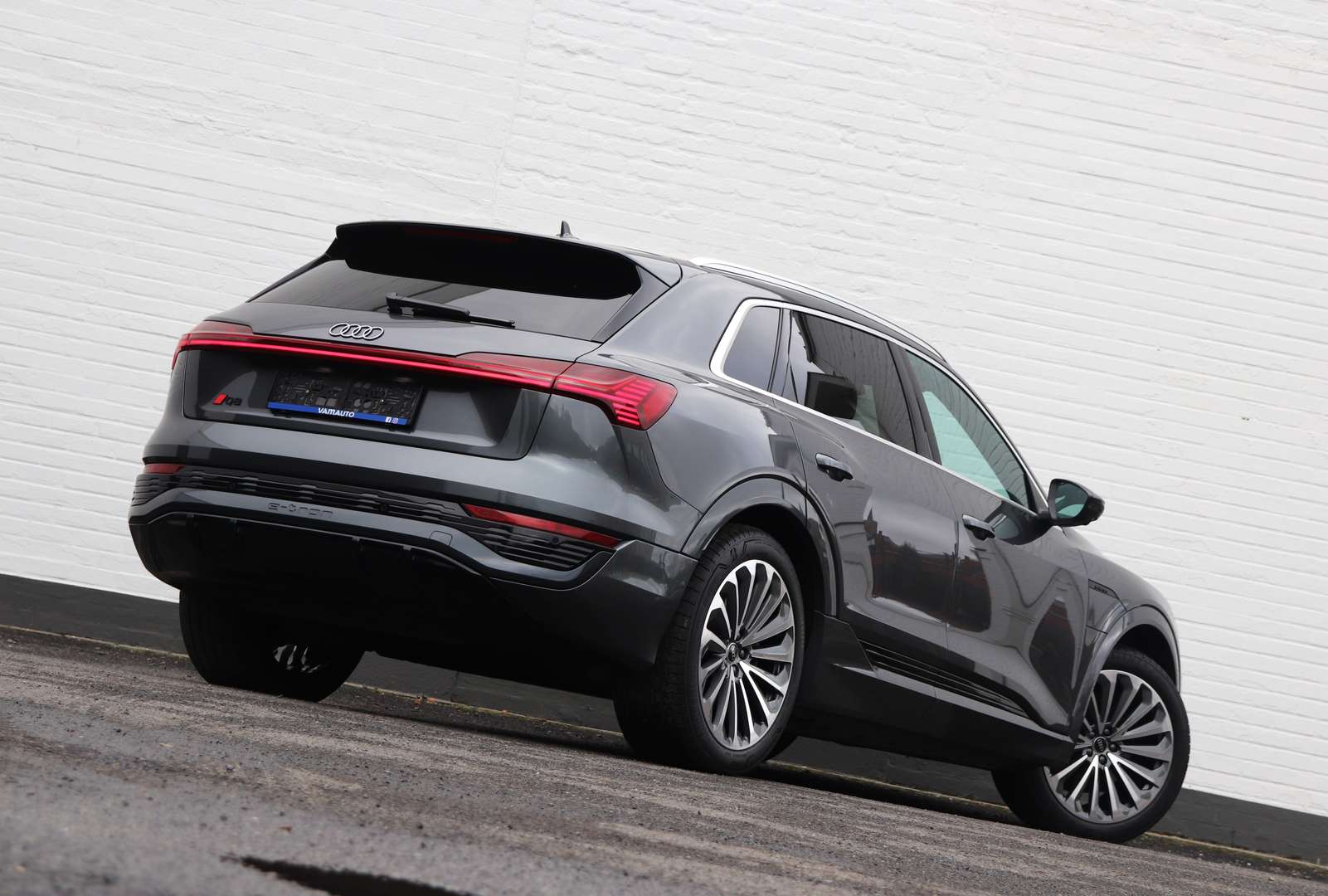 Audi Q8 E-tron S Line 55 - 2023 - Joinsteer - #14