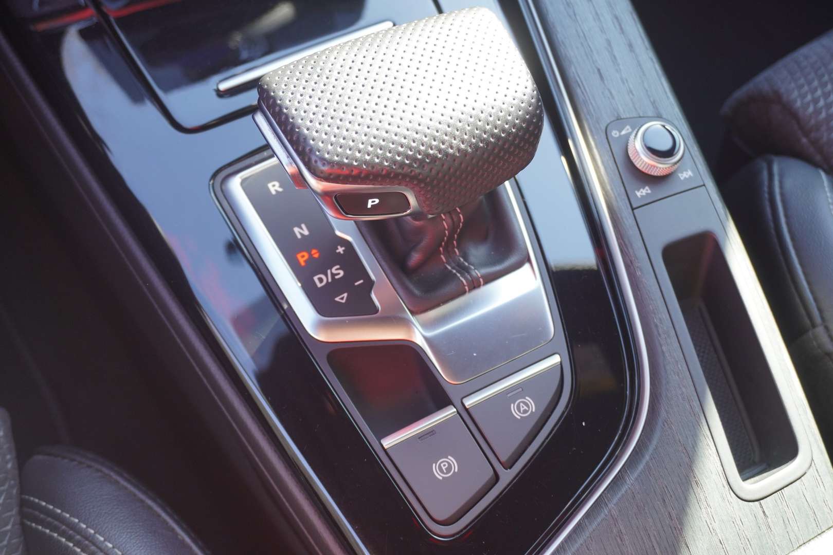 Audi A4 S Line Avant 40 TFSI - 2020 - Joinsteer - #28