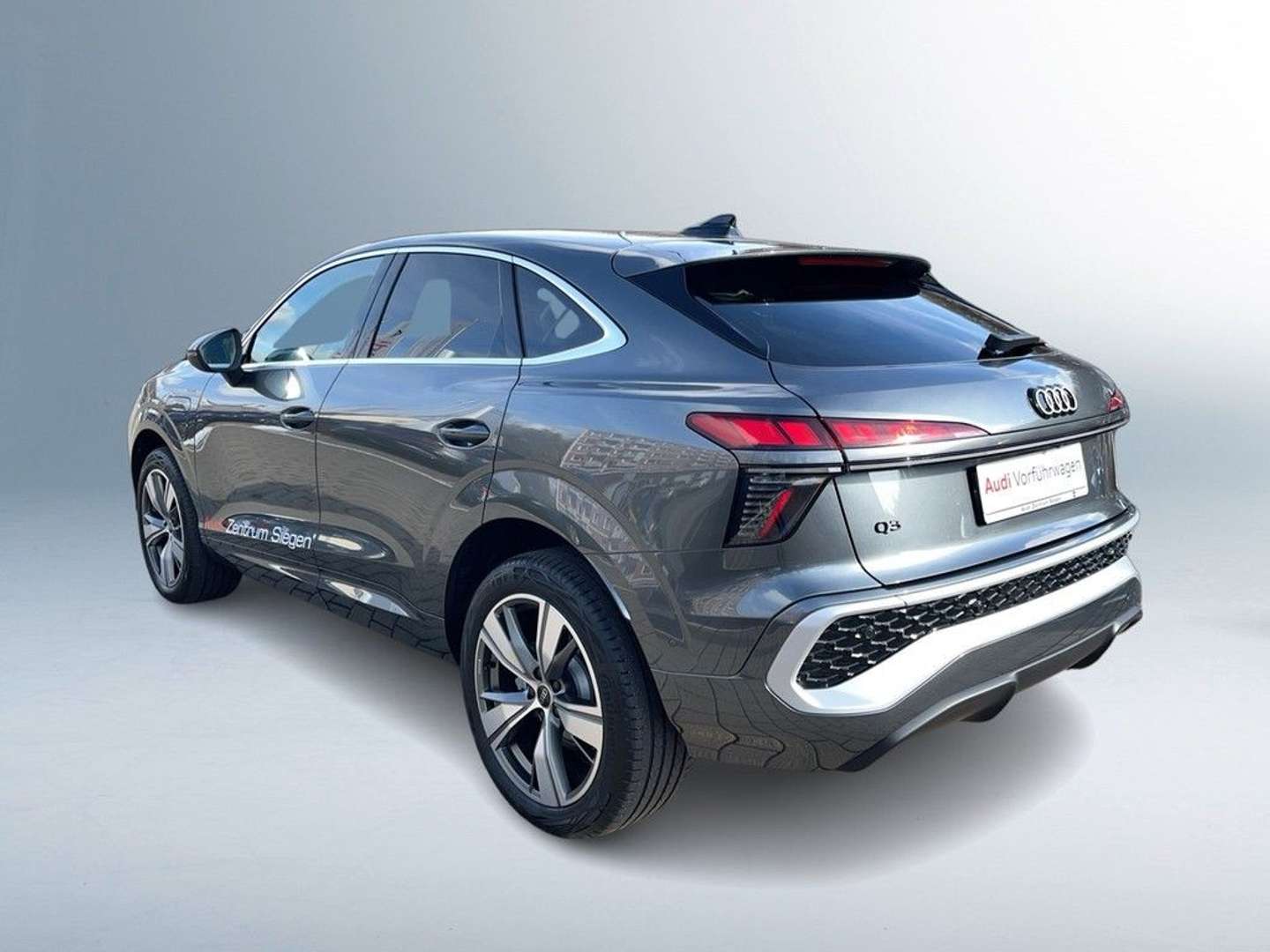 Audi Q3 E-hybrid - 2026 - Joinsteer - #3