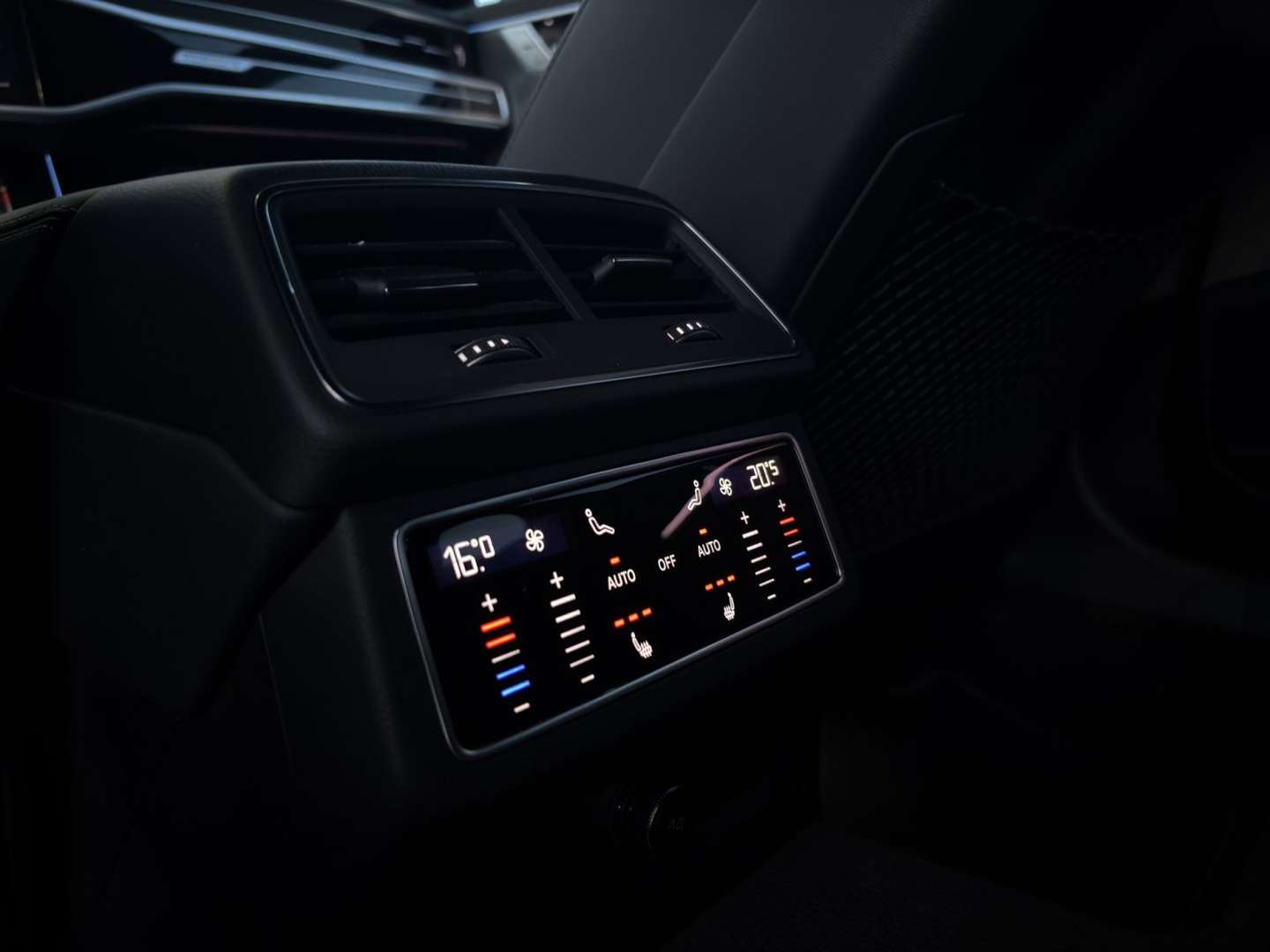 Audi S6 Standheizung 30 TDI - 2023 - Joinsteer - #18