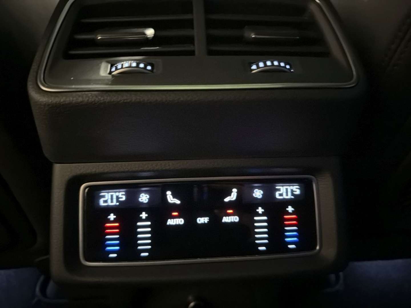 Audi SQ8 E-tron Black 503PK - 2022 - Joinsteer - #8