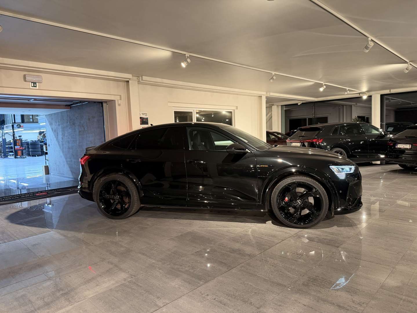 Audi SQ8 E-tron Black 503PK - 2022 - Joinsteer - #21