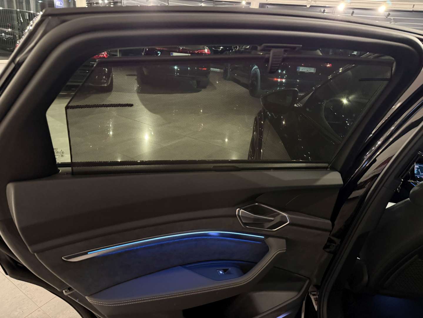 Audi SQ8 E-tron Black 503PK - 2022 - Joinsteer - #29