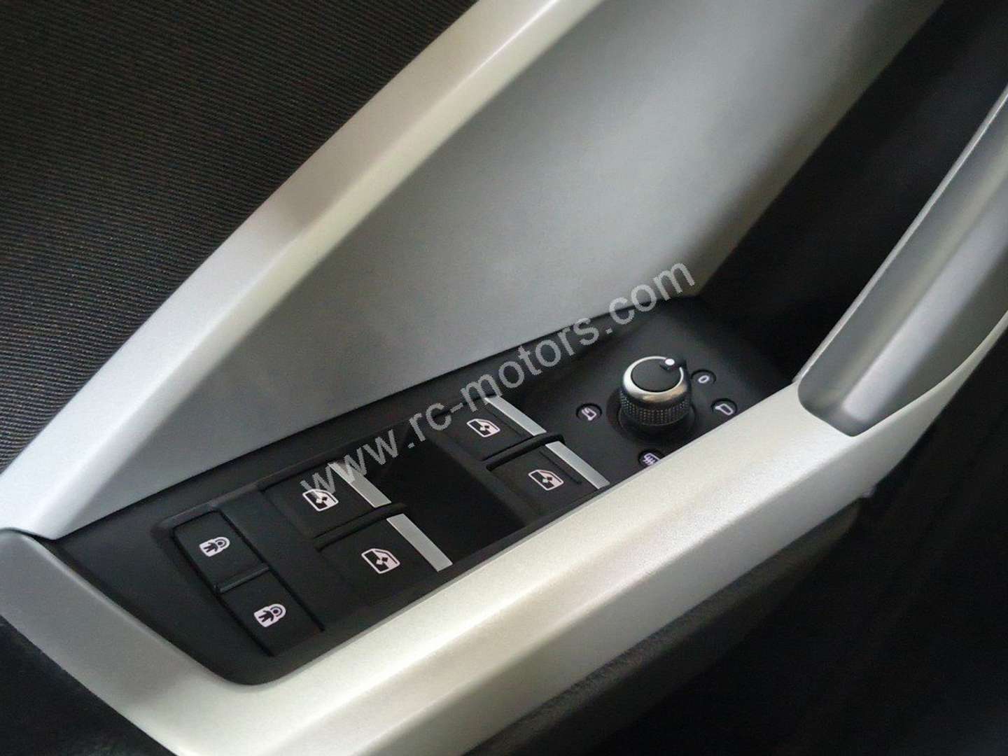 Audi Q3 Business Line 45 TFSIe - 2023 - Joinsteer - #19