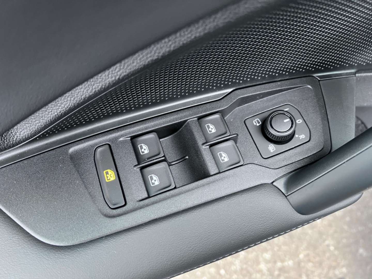 Volkswagen Tayron TSI Life - 2025 - Joinsteer - #11