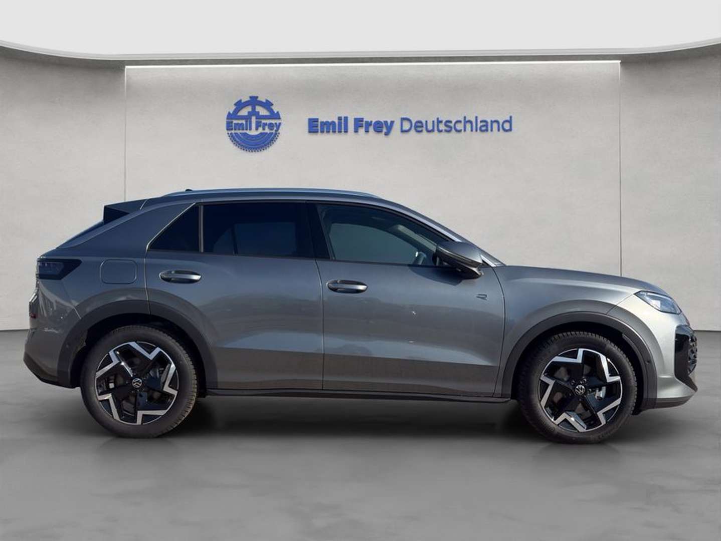 Volkswagen T-Roc R-Line - 2026 - Joinsteer - #5