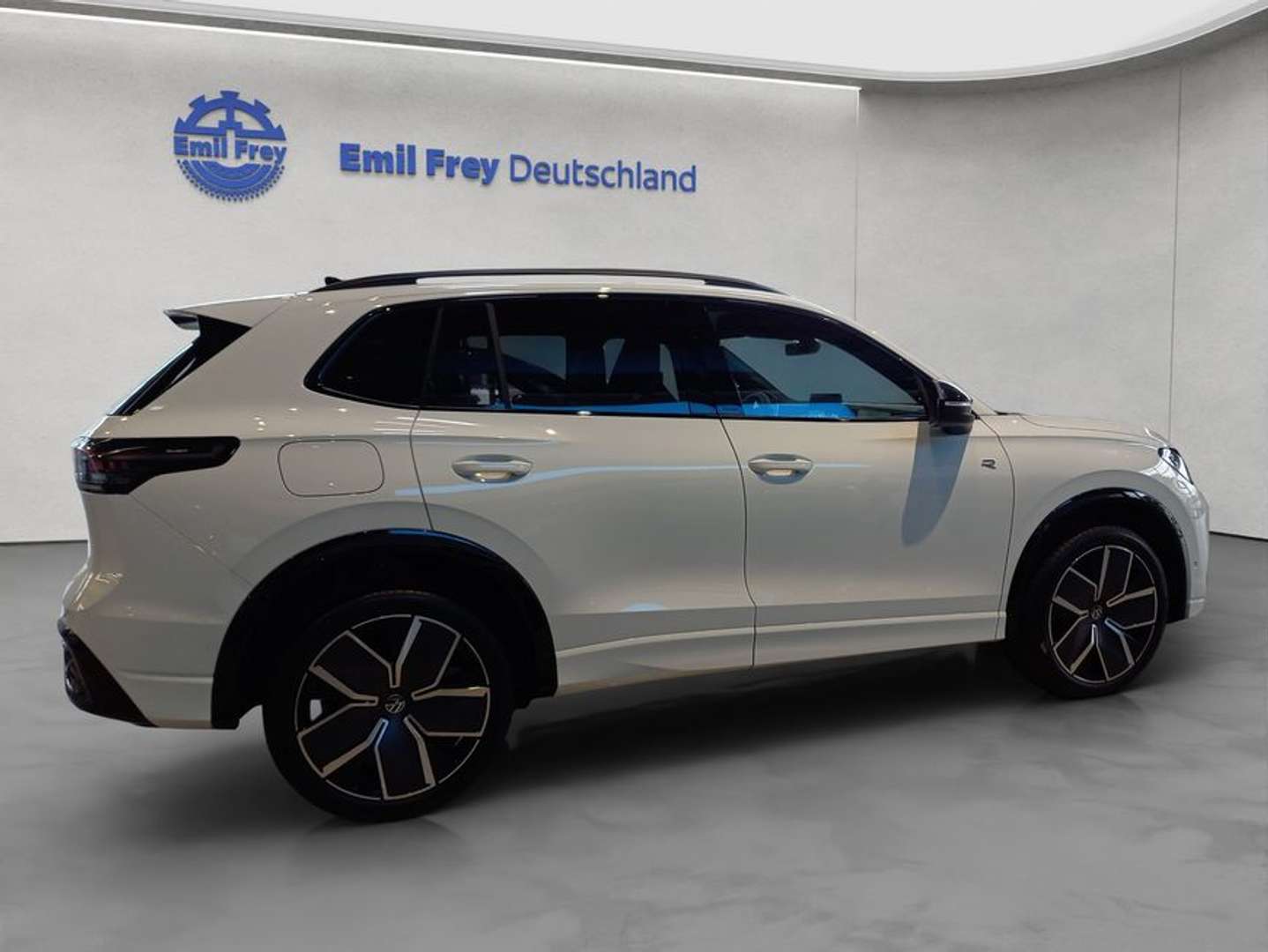 Volkswagen TIGUAN TDI 4Motion R-Line - 2026 - Joinsteer - #5