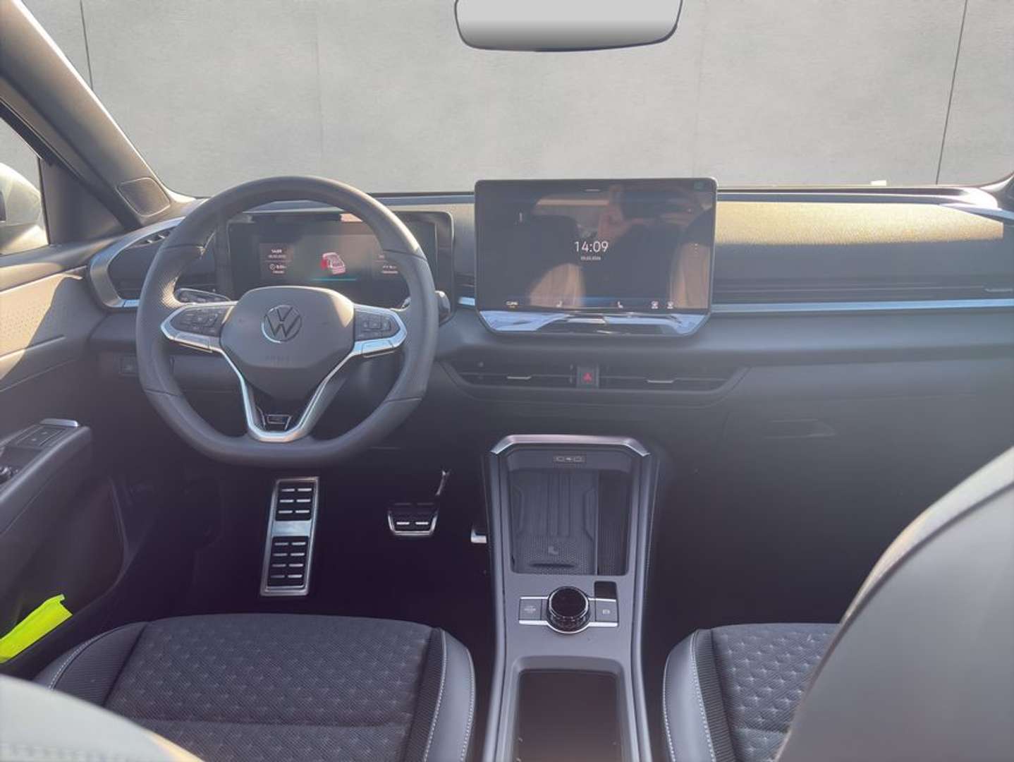 Volkswagen T-Roc R-Line - 2026 - Joinsteer - #11