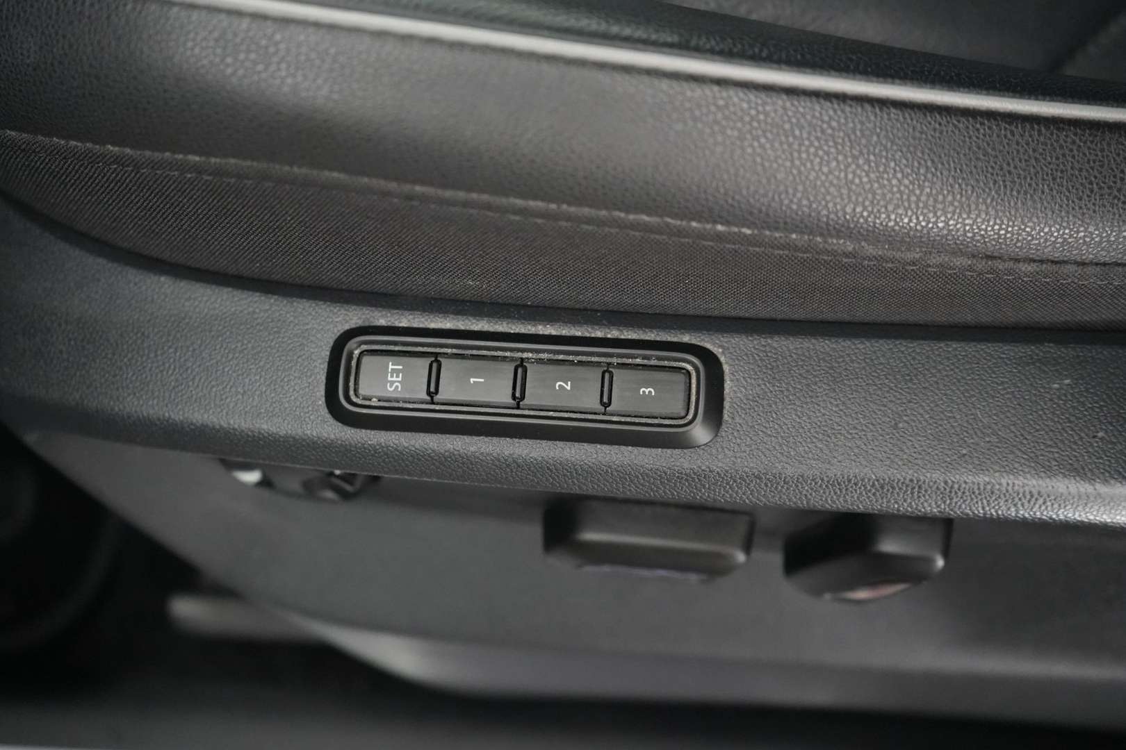 Volkswagen TIGUAN TDI Highline - 2020 - Joinsteer - #22