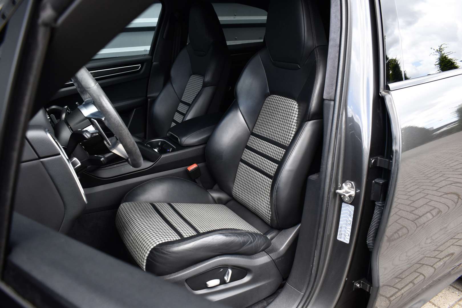 Porsche Cayenne Coupé E-Hybrid - 2020 - Joinsteer - #6