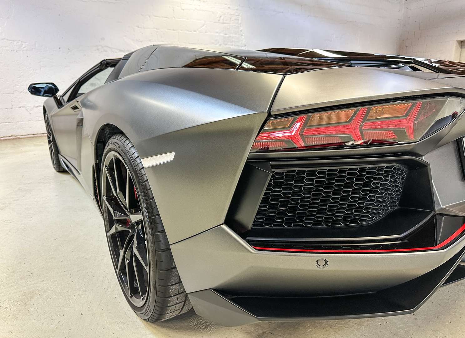 Lamborghini Aventador Roadster - 2015 - Joinsteer - #5