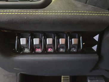 Lamborghini Huracán Tecnica Coupé — photo 21