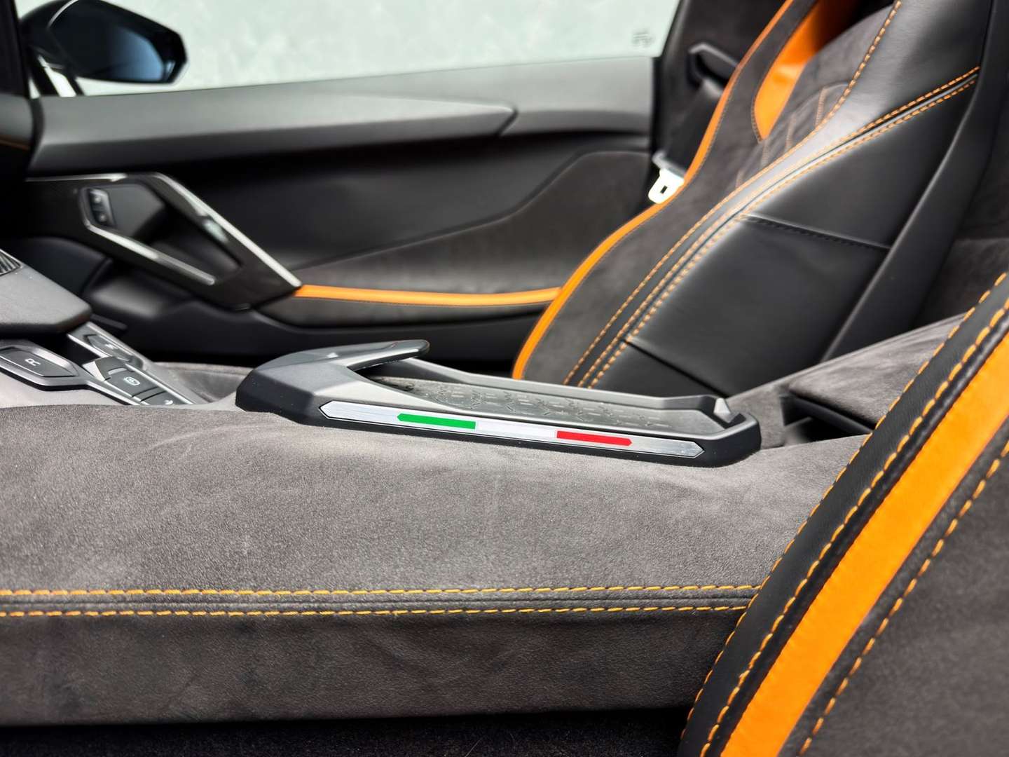 Lamborghini Aventador Roadster - 2018 - Joinsteer - #24