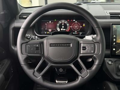 Land Rover Defender 110 Octa Black P635