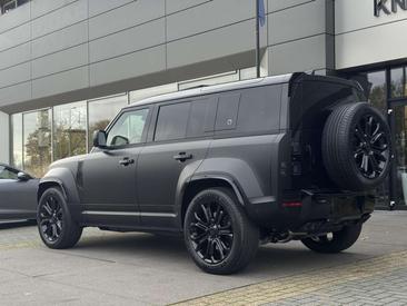 Land Rover Defender 110 Octa Black P635 — photo 11