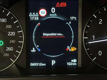 Land Rover Range Rover Velar 2.0d I4 180cv Auto — photo 11