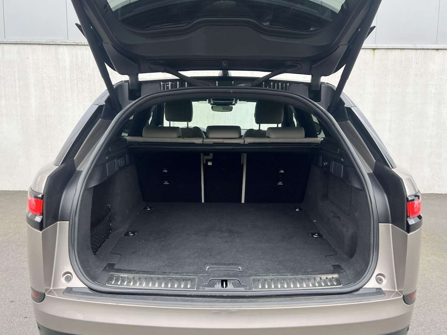 Land Rover Range Rover Velar P400e - 2023 - Joinsteer - #13