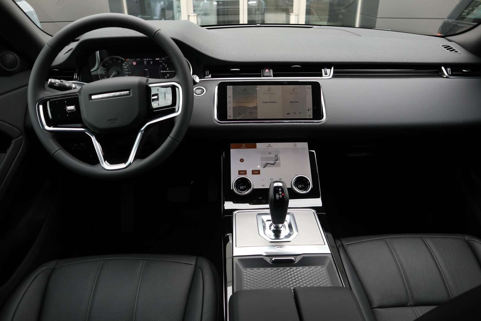 Land Rover Range Rover Evoque S - 2024 - Joinsteer - #4