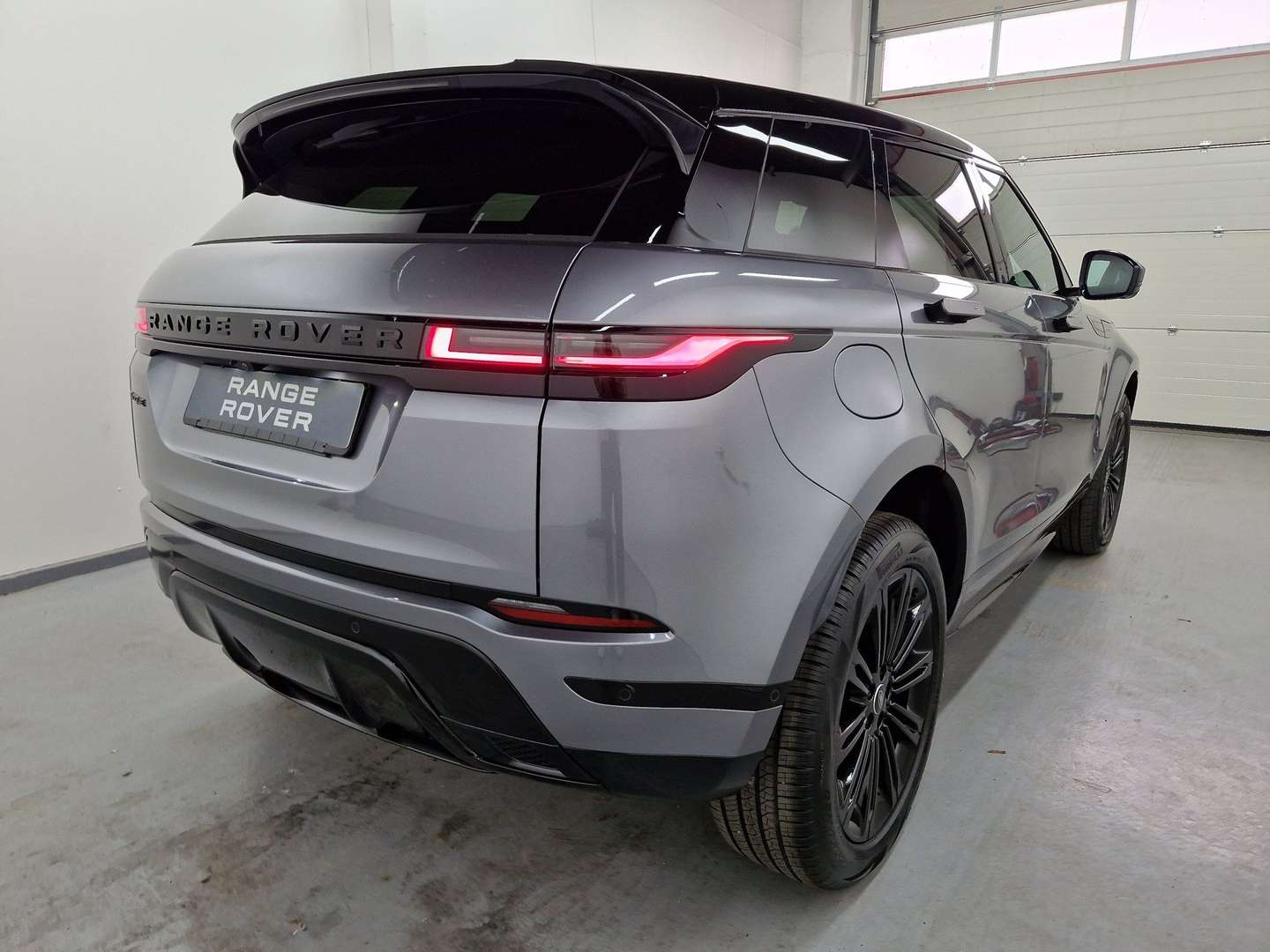 Land Rover Range Rover Evoque D200 Dynamic SE Pano Black - 2025 - Joinsteer - #4