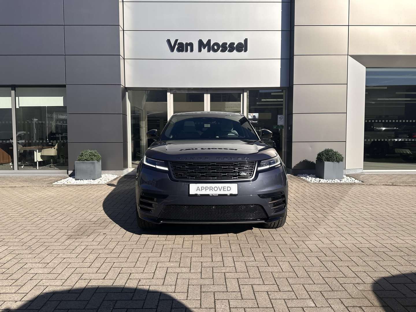 Land Rover Range Rover Velar P400e Dynamic SE AWD - 2025 - Joinsteer - #2