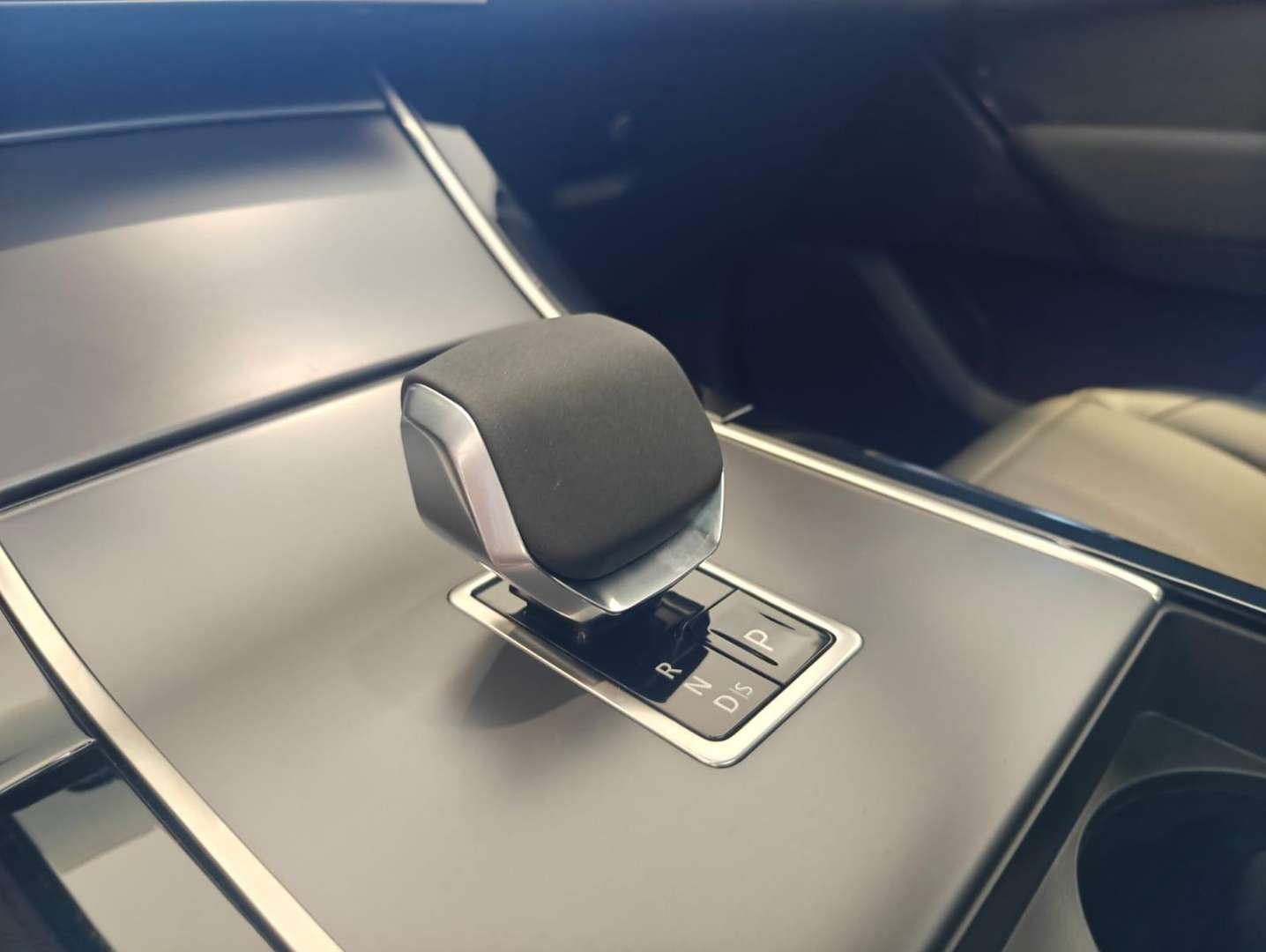 Land Rover Range Rover Velar P400e SE Dyn. MY24 - 2025 - Joinsteer - #11