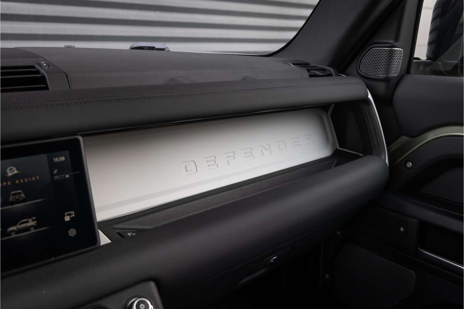 Land Rover Defender 90 S Luchtvering - Laag Schot 3.0 D200 - 2023 - Joinsteer - #12