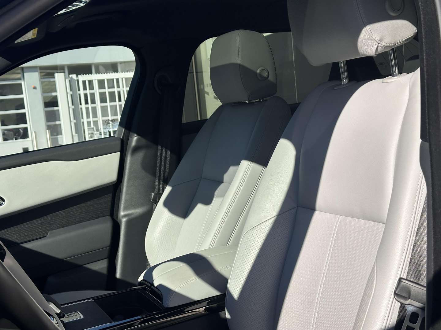 Land Rover Range Rover Velar P400e Dynamic SE AWD - 2025 - Joinsteer - #4