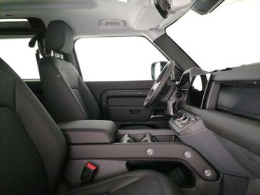 Land Rover Defender 90 X-dynamic Se Awd 3.0d I6 Mhev 200cv Auto — photo 3