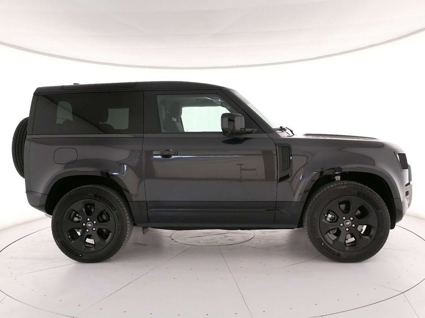 Land Rover Defender 90 X-dynamic Se Awd 3.0d I6 Mhev 200cv Auto - 2025 - Joinsteer - #6