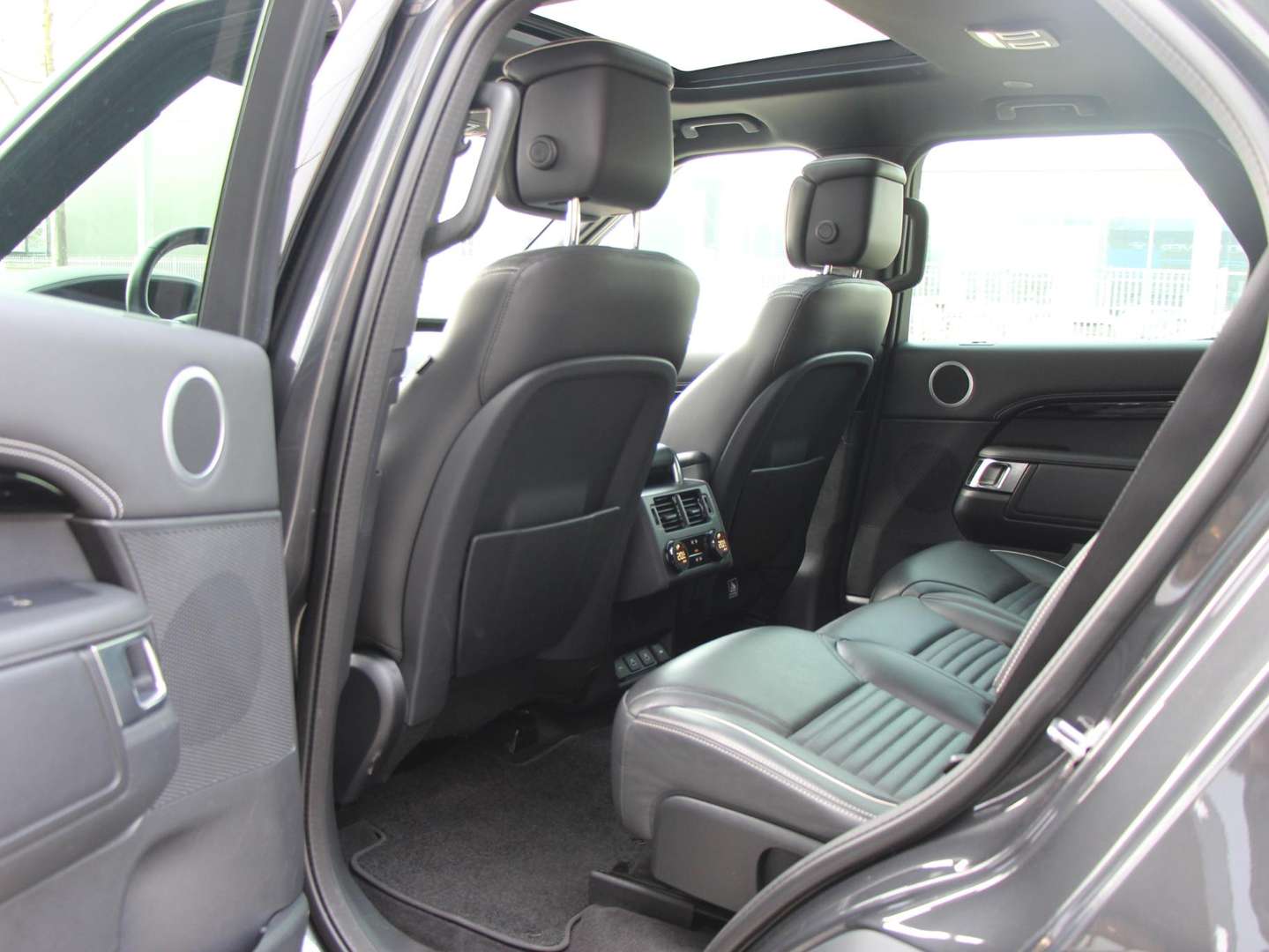 Land Rover Discovery R-Dynamic SE 7p P360 - 2022 - Joinsteer - #18