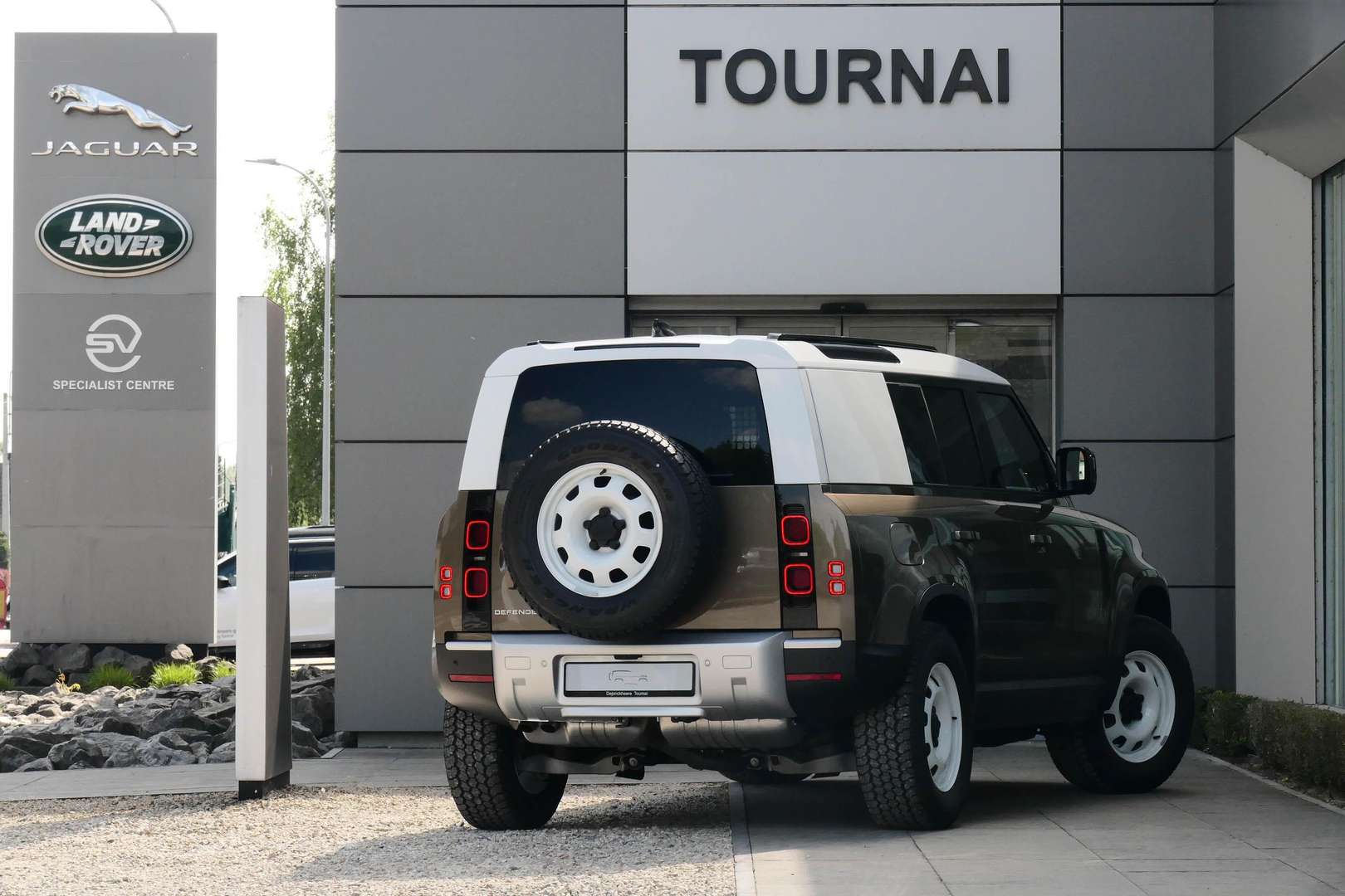 Land Rover Defender 110 D250 Hard Top S AWD Auto - 2025 - Joinsteer - #2