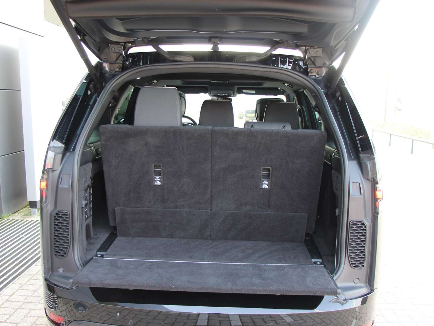 Land Rover Discovery R-Dynamic SE 7p P360 - 2022 - Joinsteer - #22