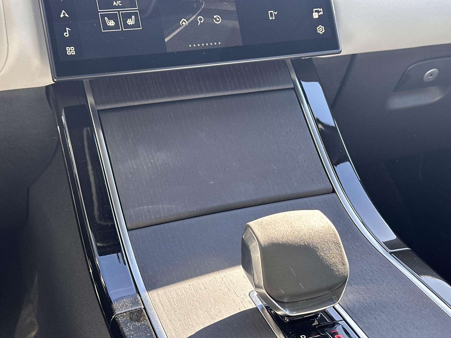 Land Rover Range Rover Velar P400e Dynamic SE AWD - 2025 - Joinsteer - #23