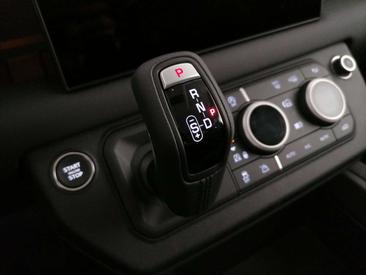 Land Rover Defender 90 X-dynamic Se Awd 3.0d I6 Mhev 200cv Auto — photo 16