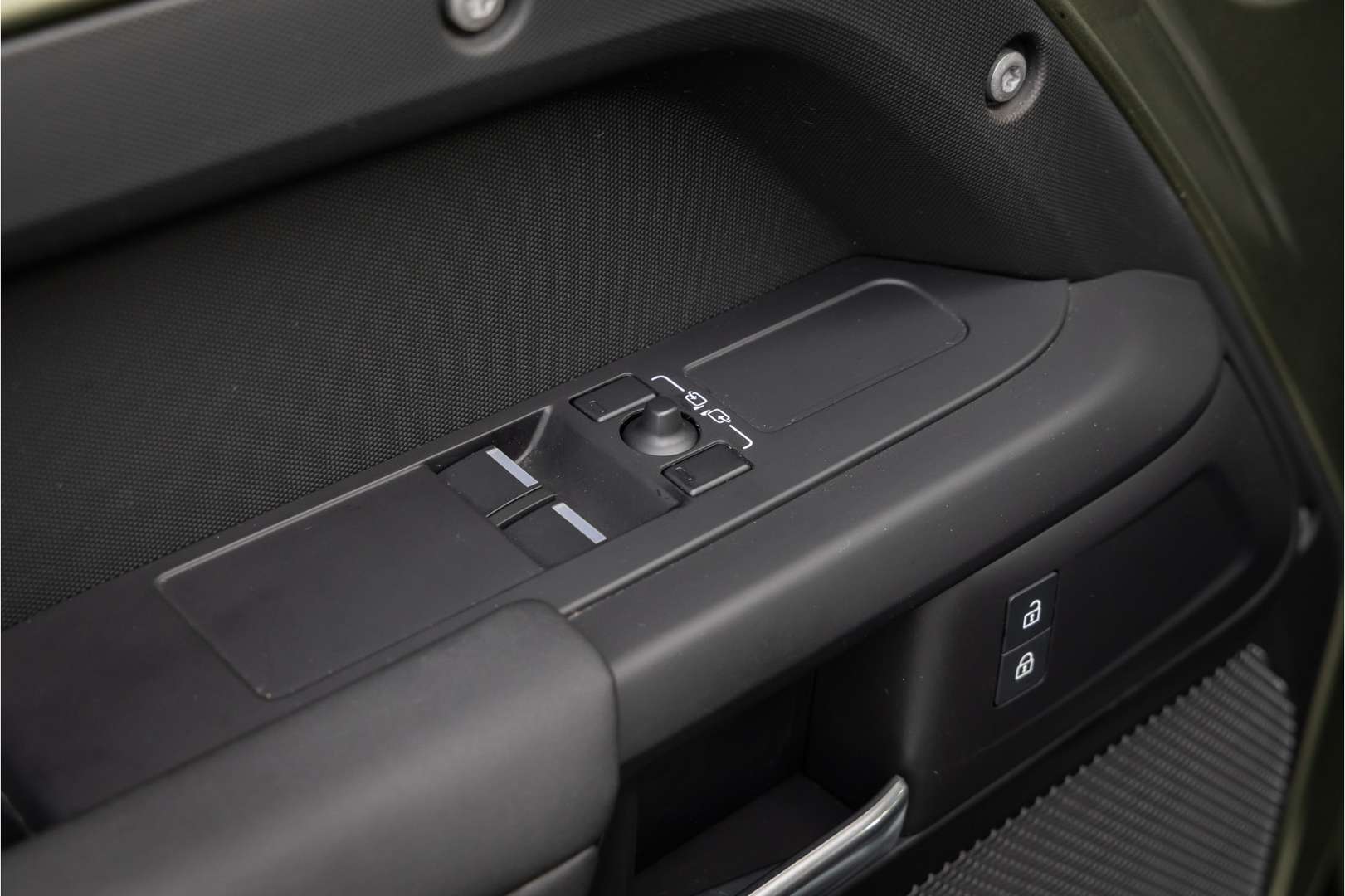 Land Rover Defender 90 S Luchtvering - Laag Schot 3.0 D200 - 2023 - Joinsteer - #36