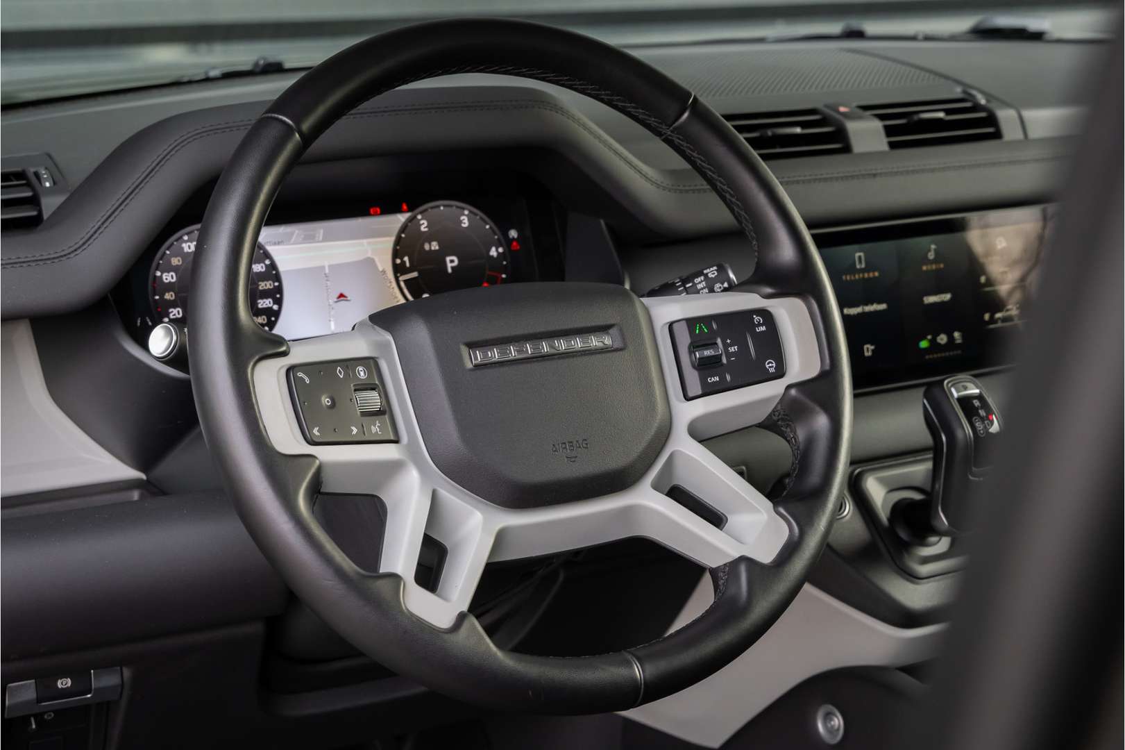 Land Rover Defender 90 S Luchtvering - Laag Schot 3.0 D200 - 2023 - Joinsteer - #38