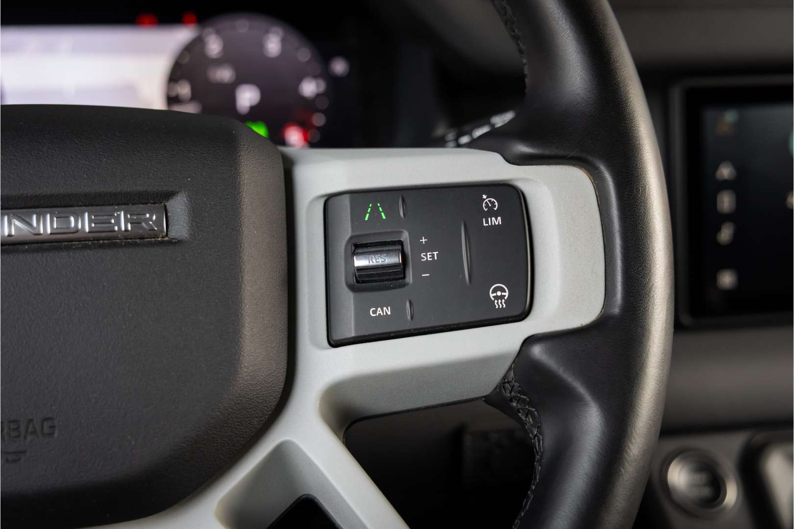 Land Rover Defender 90 S Luchtvering - Laag Schot 3.0 D200 - 2023 - Joinsteer - #40